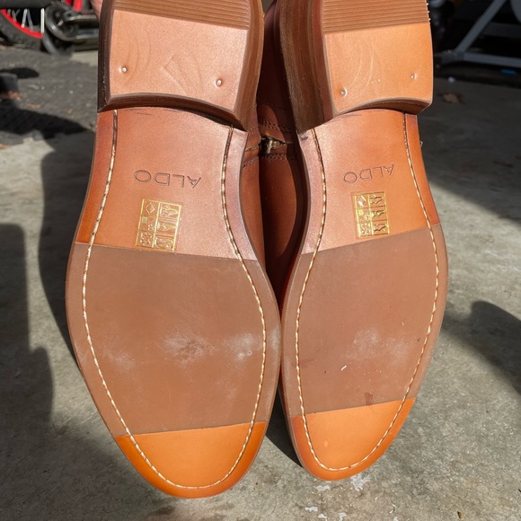 Brand New Brown Chelsea Boot - Picture 3 of 5